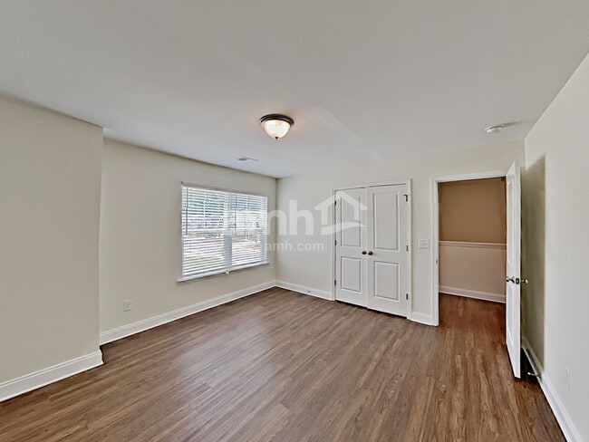 Building Photo - 363 Macroom Court