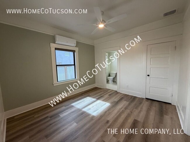 Building Photo - 429 N Park Ave