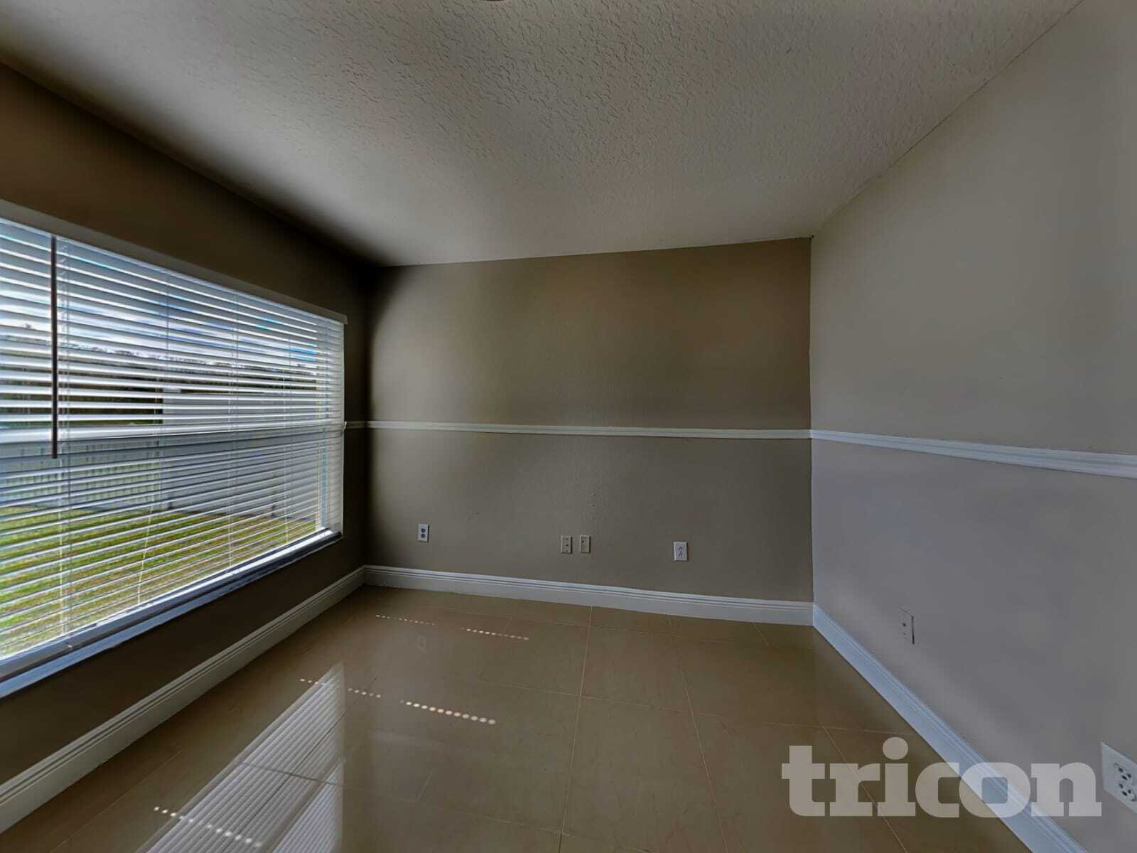 Building Photo - 30746 Birdhouse Dr