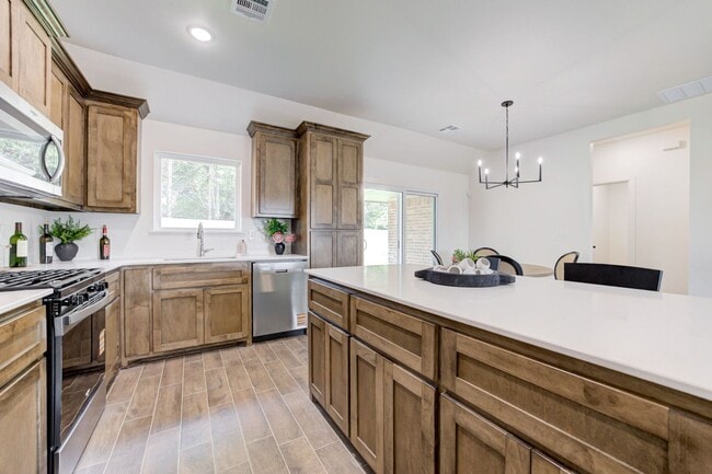 Building Photo - Brand New Home In Noble!