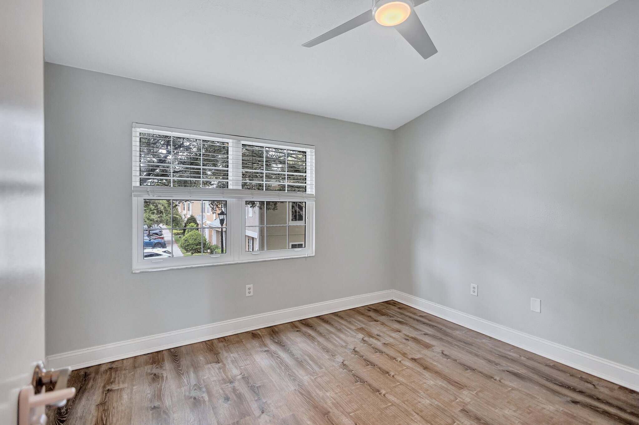 Building Photo - 12450 Berkeley Square Dr