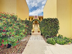 Building Photo - 1501 Minutemen Causeway