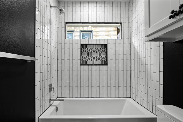 Building Photo - 5230 Homer St