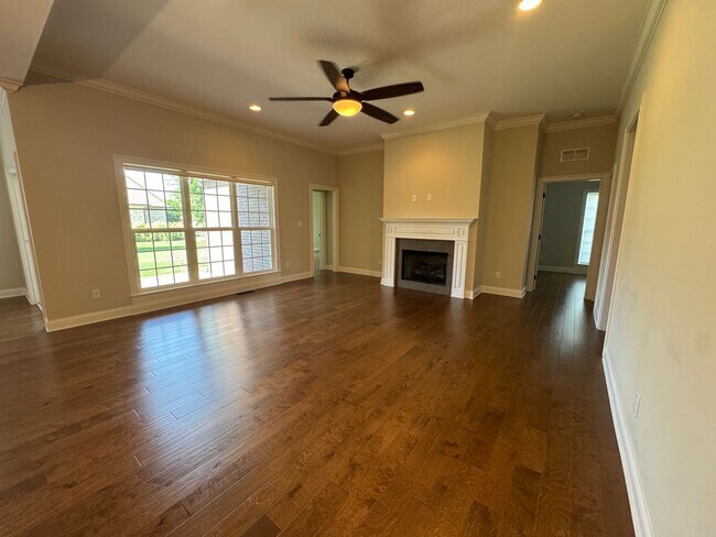 Building Photo - 1308 Burl Woods Ct