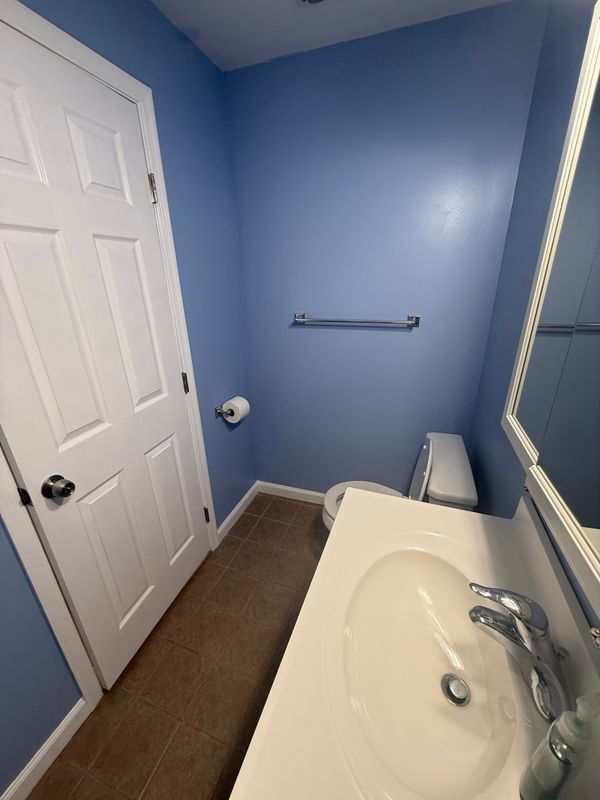 Building Photo - 525 Lee Rd