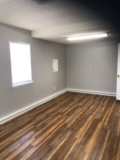 converted garage pic 2 - 12400 sw 2nd st