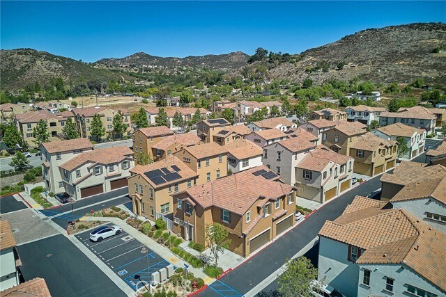 Building Photo - 35879 Landon Ln