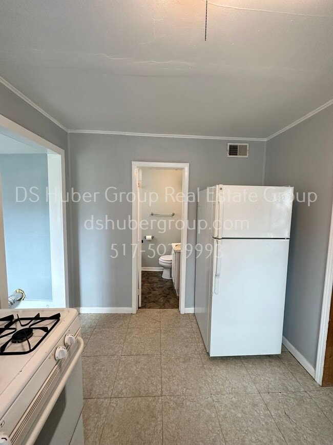 Building Photo - 4924 Christiansen Rd