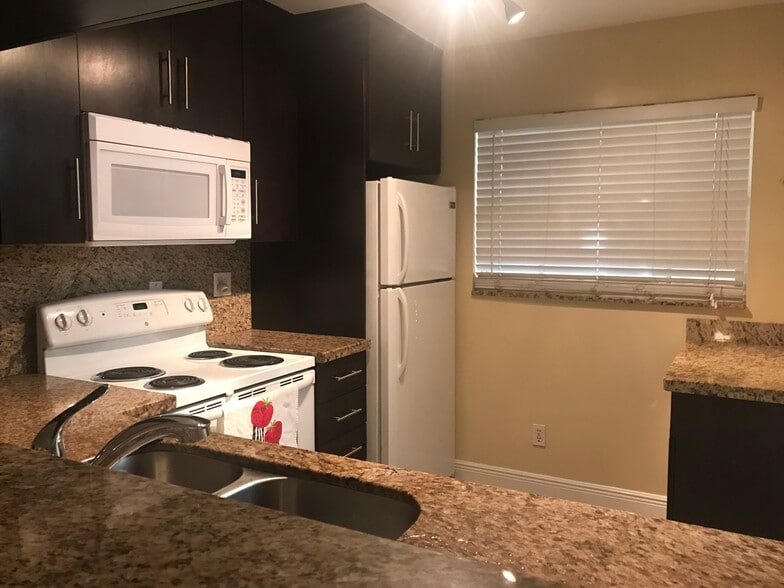 Building Photo - 21121 SW 85th Ave
