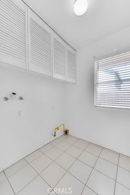 Building Photo - 3640 Honeyglen Way
