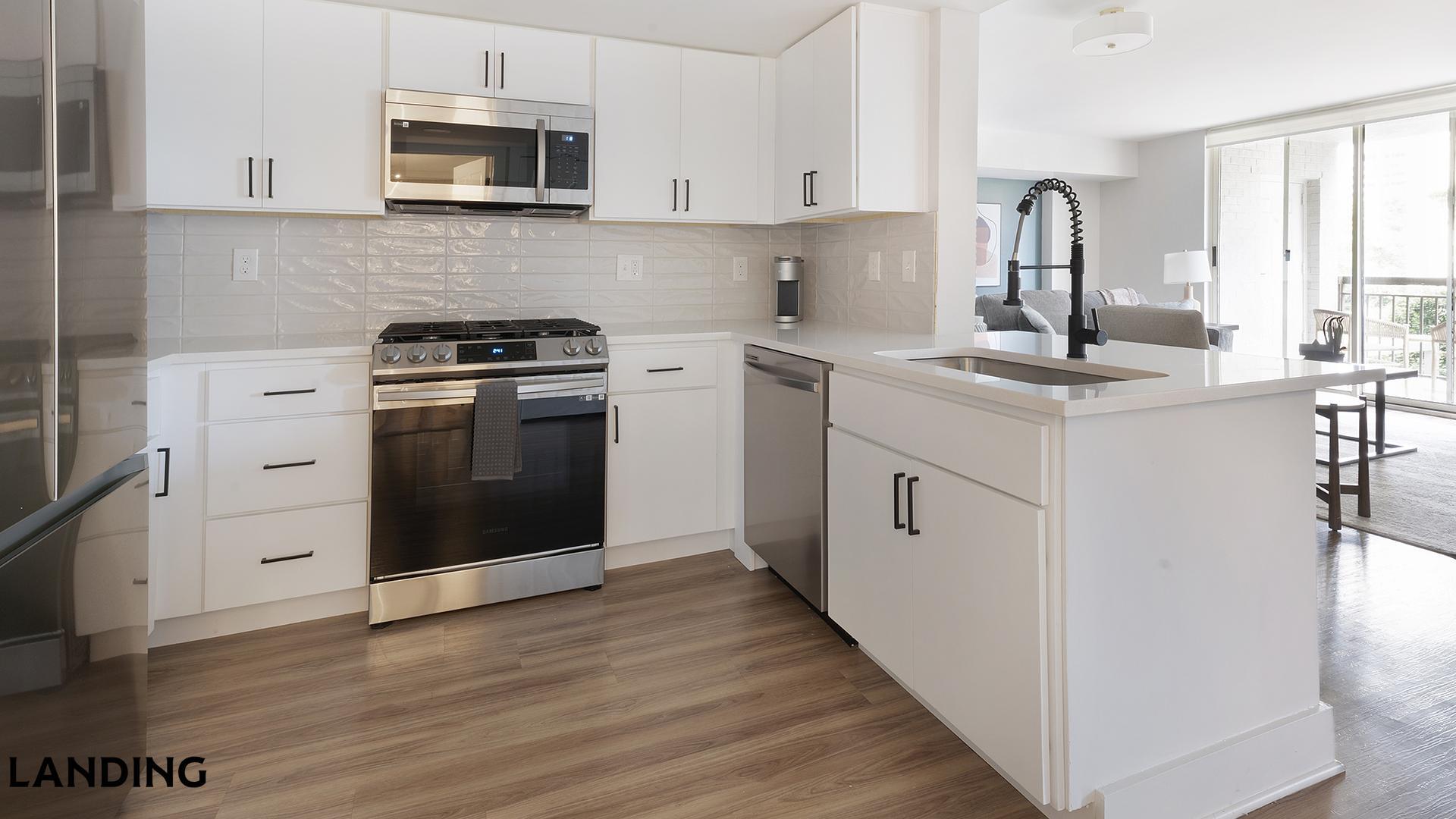 Building Photo - 1221 S Eads St