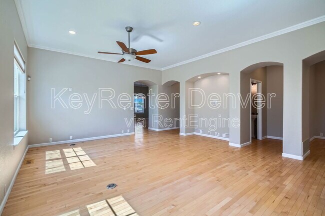 Building Photo - 3333 Chapin Pl