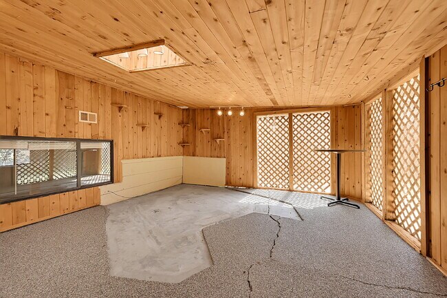 Building Photo - $3,100 - 3 Bed, 2.5 Bath Home in Littleton...