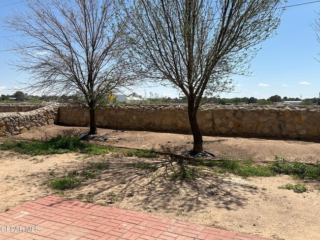 Building Photo - 6026 Becca Dr
