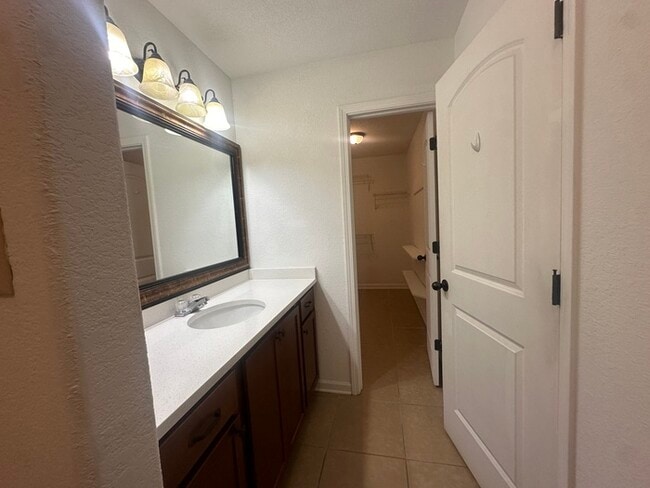 Building Photo - 321 Switchgrass Cove