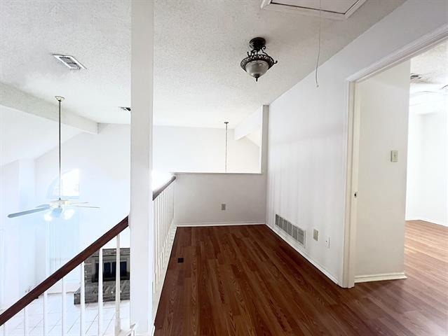 Building Photo - 1505 Shalain Dr