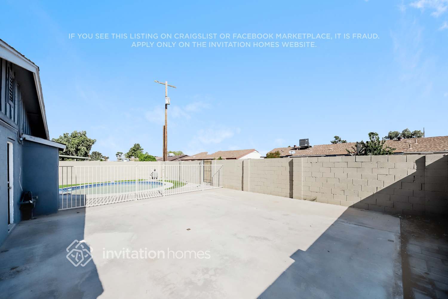 Building Photo - 4038 W Townley Ave