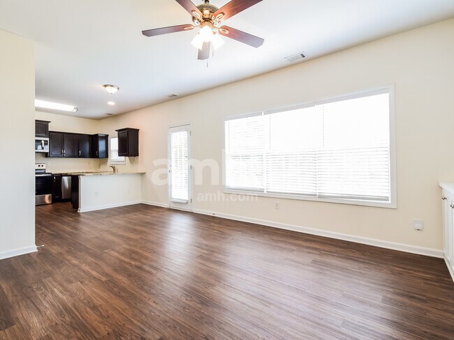 Building Photo - 2699 Red Mulberry Ln