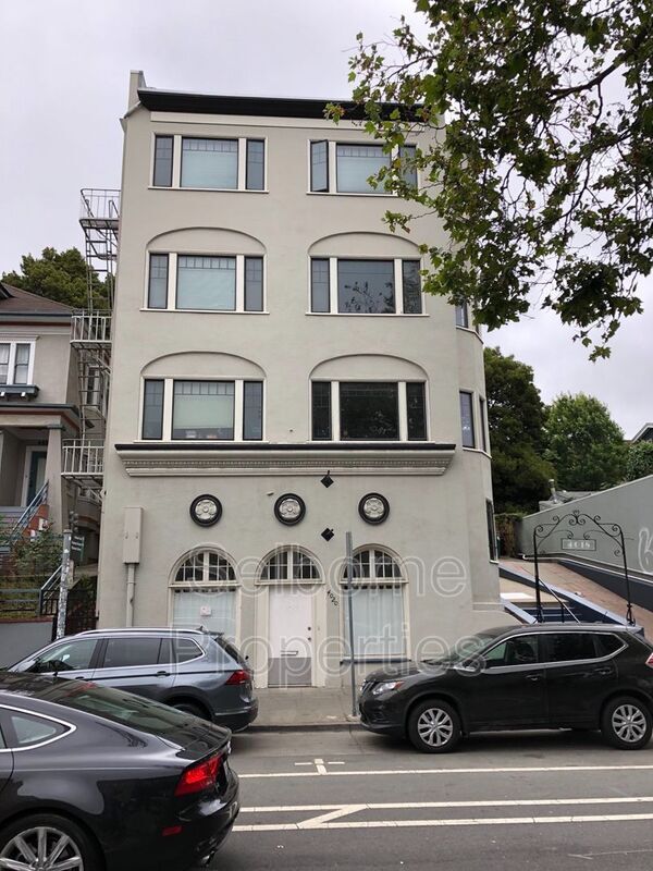 Primary Photo - 4018 Broadway