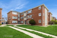 Building Photo - 6952 W 65th St