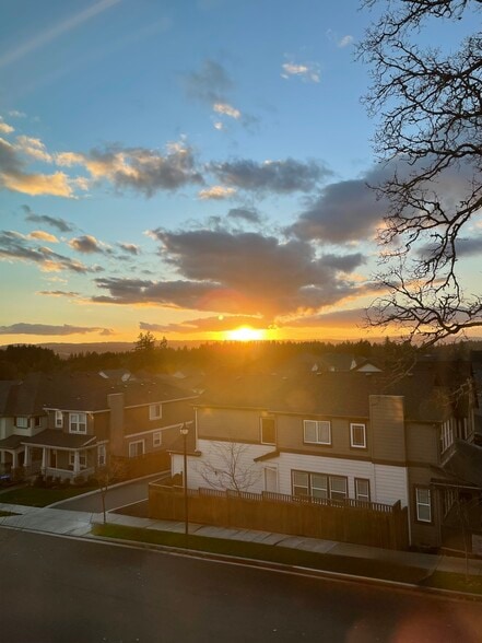 The best sunset views! - 13102 SW Aubergine Ter