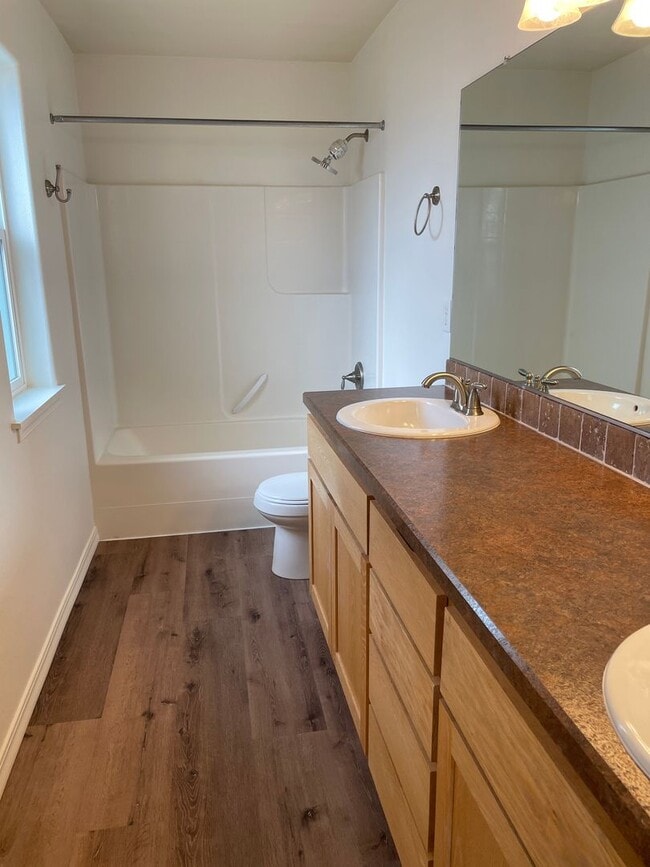 Building Photo - House for Rent in Ephrata!!