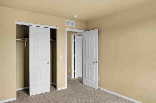 Building Photo - $2,400.00 - 4 Bed, 3.5 Bath Home in CO Springs with Great Community Amenities!