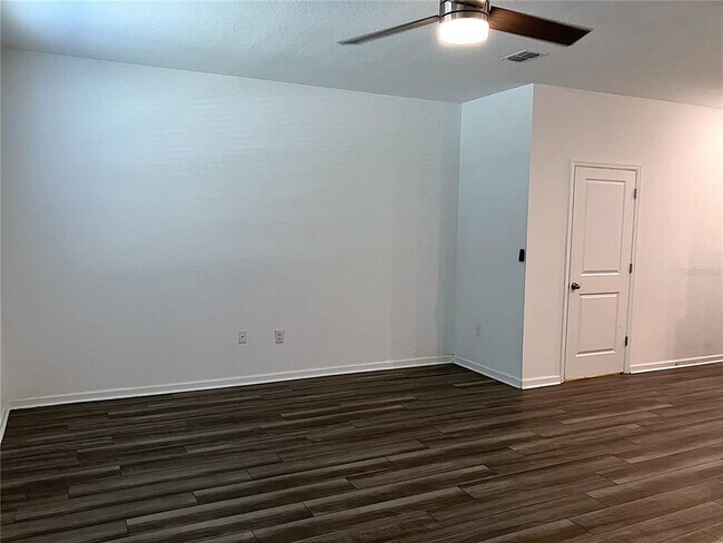 Building Photo - 38061 Elby Ln