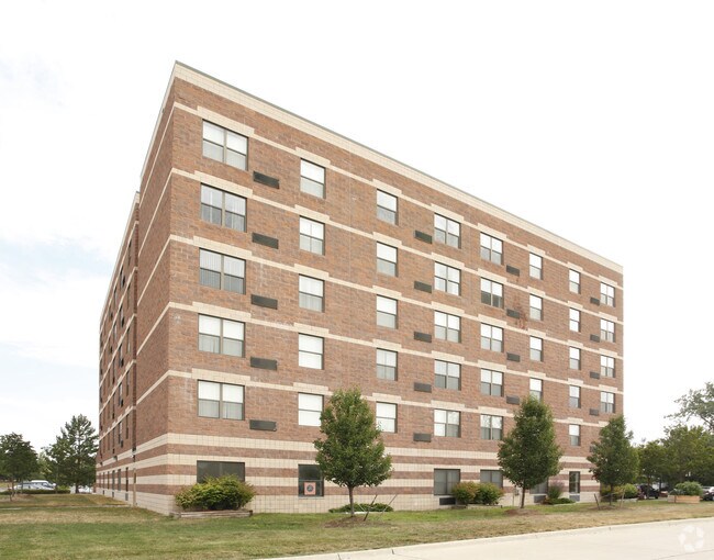 Canton Manor 2105 N Sheldon Rd Canton MI 48187 Apartment Finder