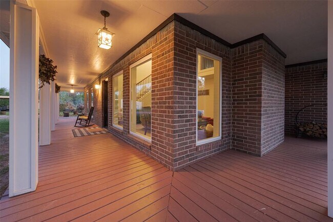 Building Photo - 17926 Country Pl Dr