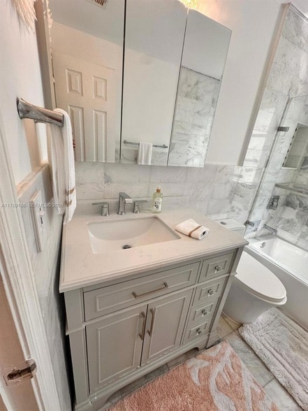 Building Photo - 760 Euclid Ave