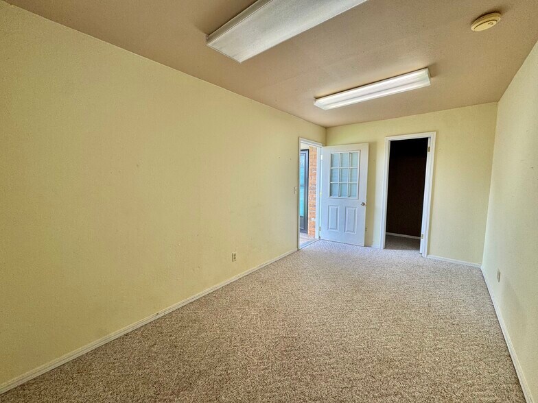 Building Photo - 1416 SW 96th St