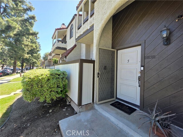 Building Photo - 22040 Strathern St