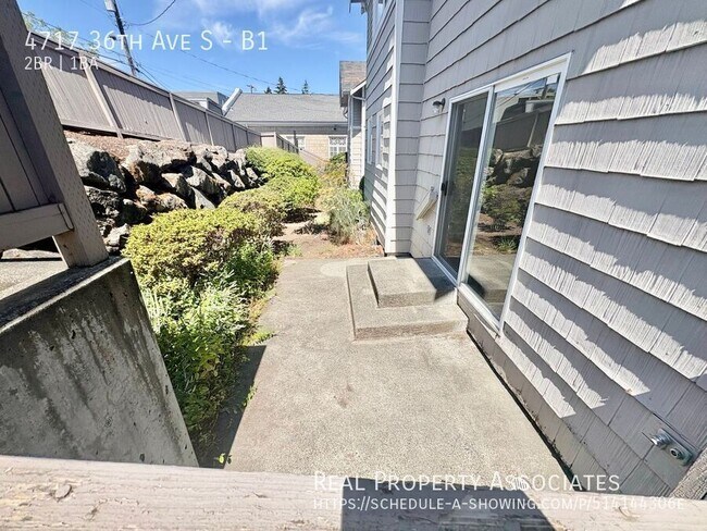 Building Photo - 4717 36th Ave S