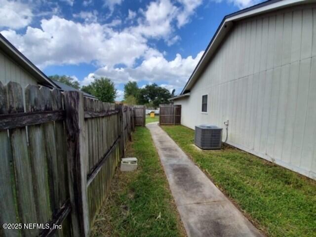 Building Photo - 7809 Allspice Cir E