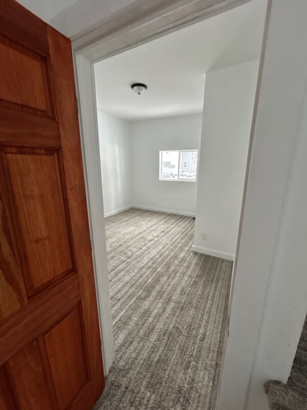 Building Photo - 2106 Thomas St