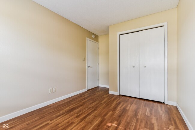 Building Photo - 5378 Milhouse Rd