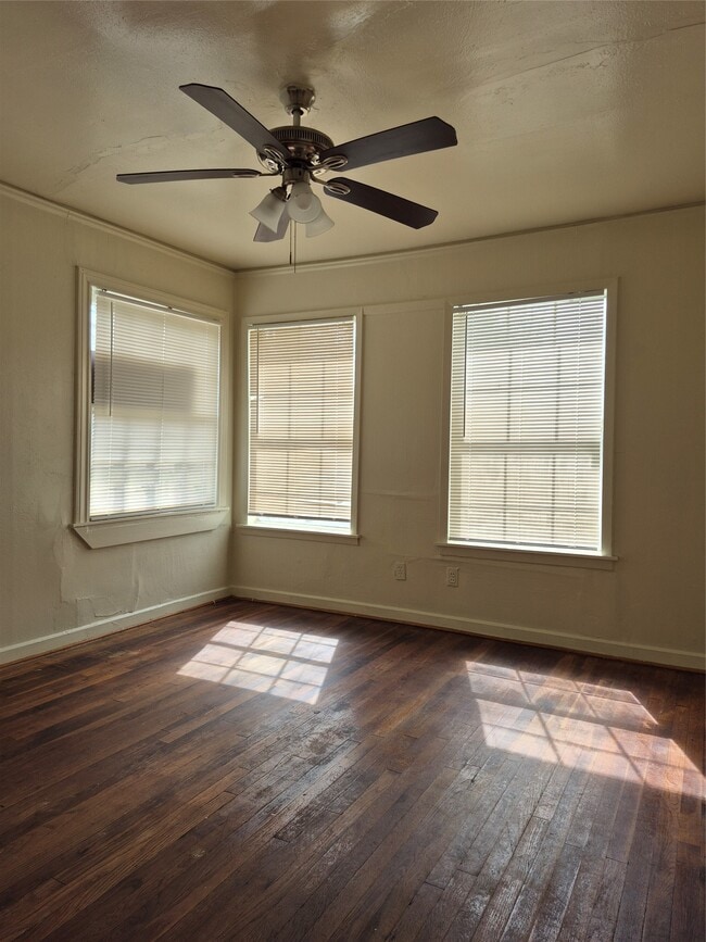 Building Photo - 3515 Ozark St