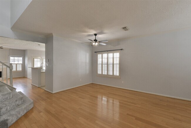 Building Photo - 4527 Natural Bridge Dr