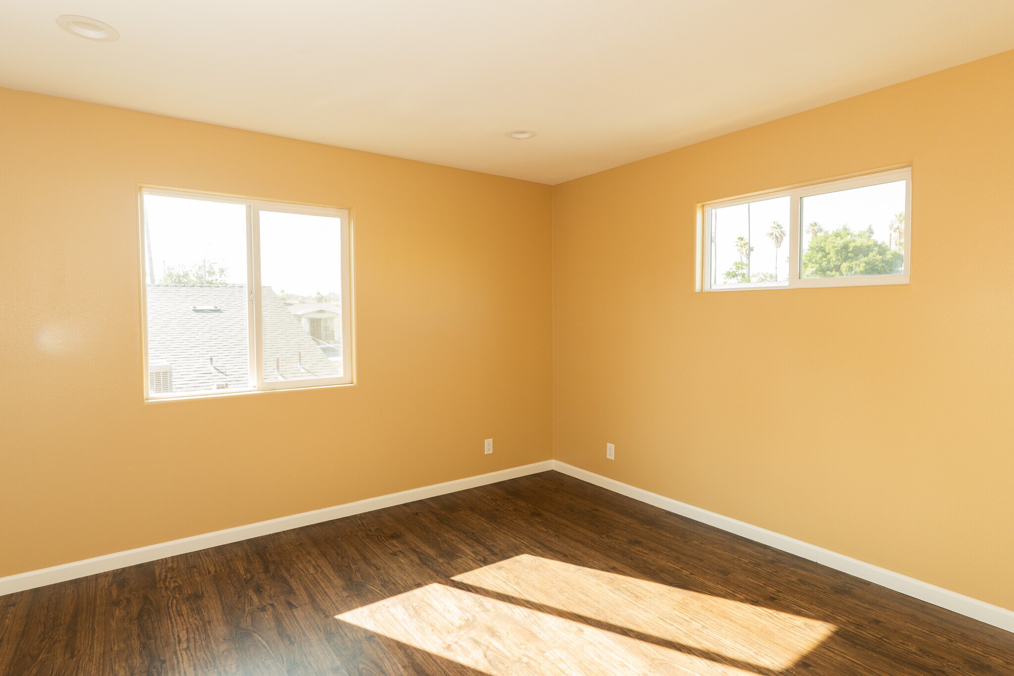 Room 2 - 938 S Bernal Ave