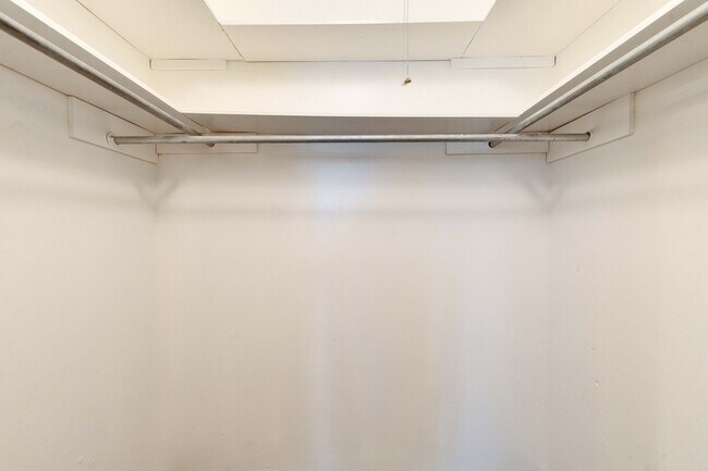Building Photo - 7404 Bucknell Dr