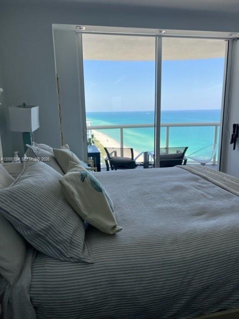 Building Photo - 6365 Collins Ave