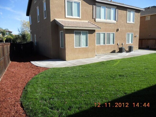 Building Photo - 29040 Azara St