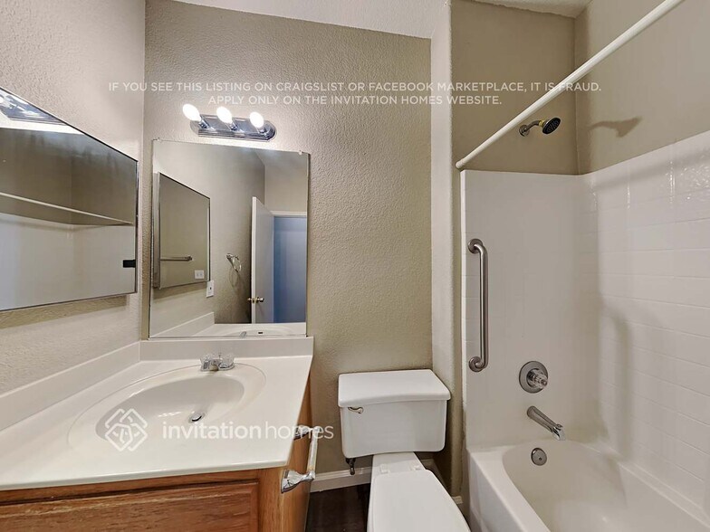 Building Photo - 690 Rubier Way