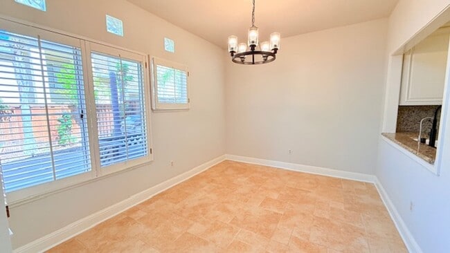 Building Photo - Gorgeous Two (2) Suites--- Executive Style 2BD/2.5BA + Loft, Two-Story TH at The Lake at Canyon L...