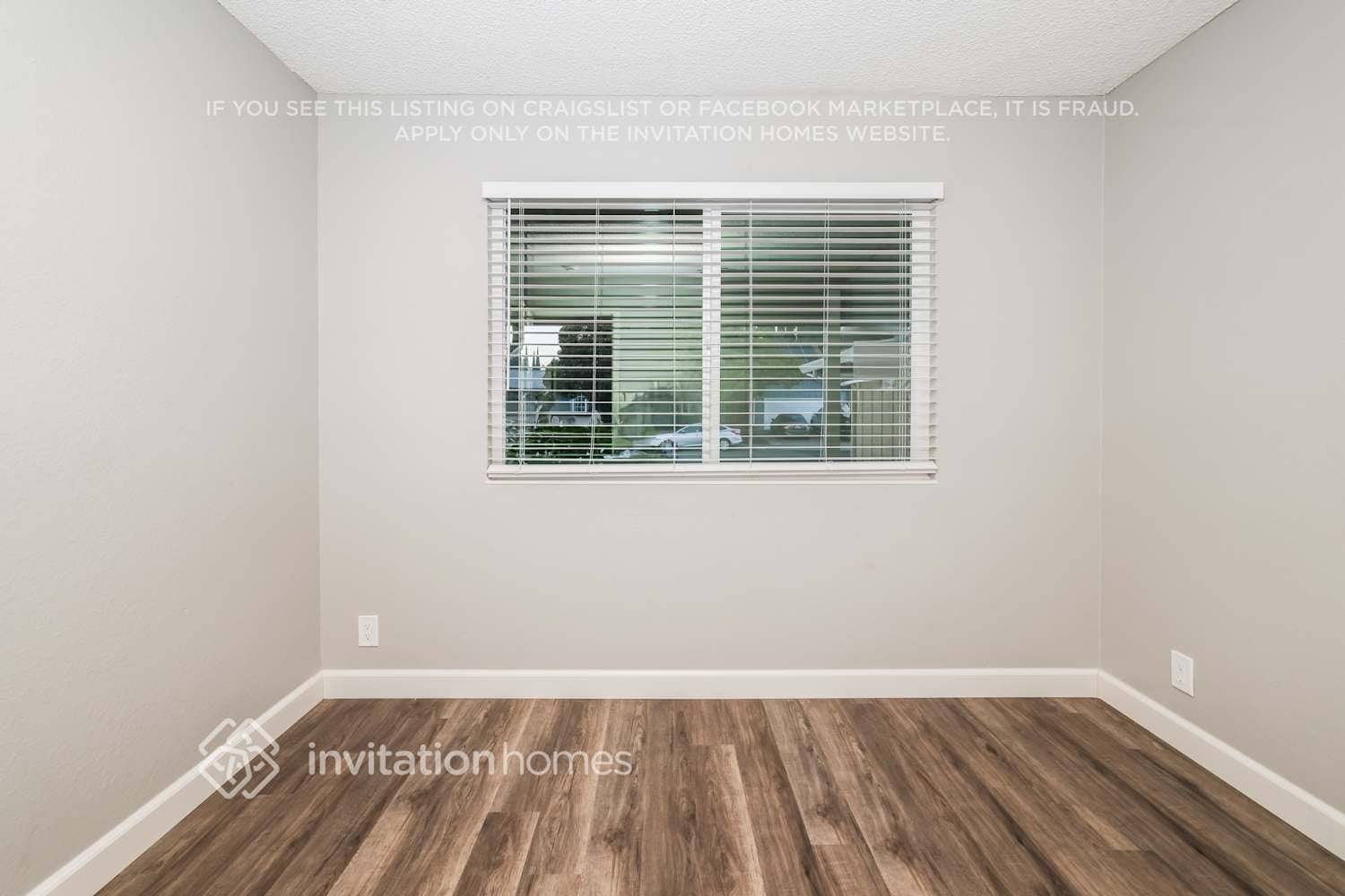 Building Photo - 1024 Woodridge Dr