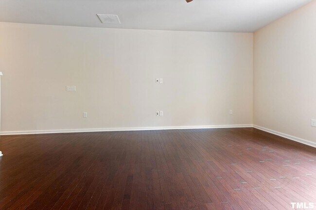 Building Photo - 224 Lynchwick Ln