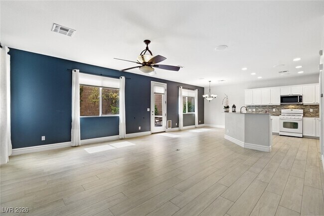 Building Photo - 9757 Marcelline Ave