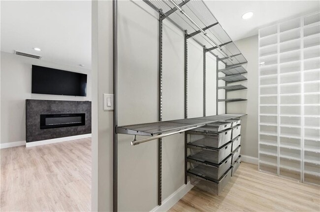 Building Photo - 1470 Norris Pl NW