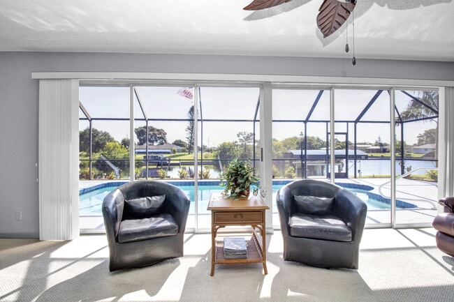 Building Photo - 4274 Gillot Blvd